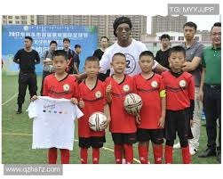 新津为明学校高尔夫教育结硕果，为明教育体教融合展新姿