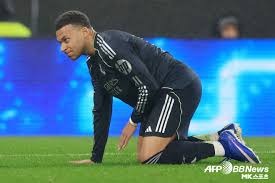 独行侠狂飙扣篮秀 火箭防线成筛子