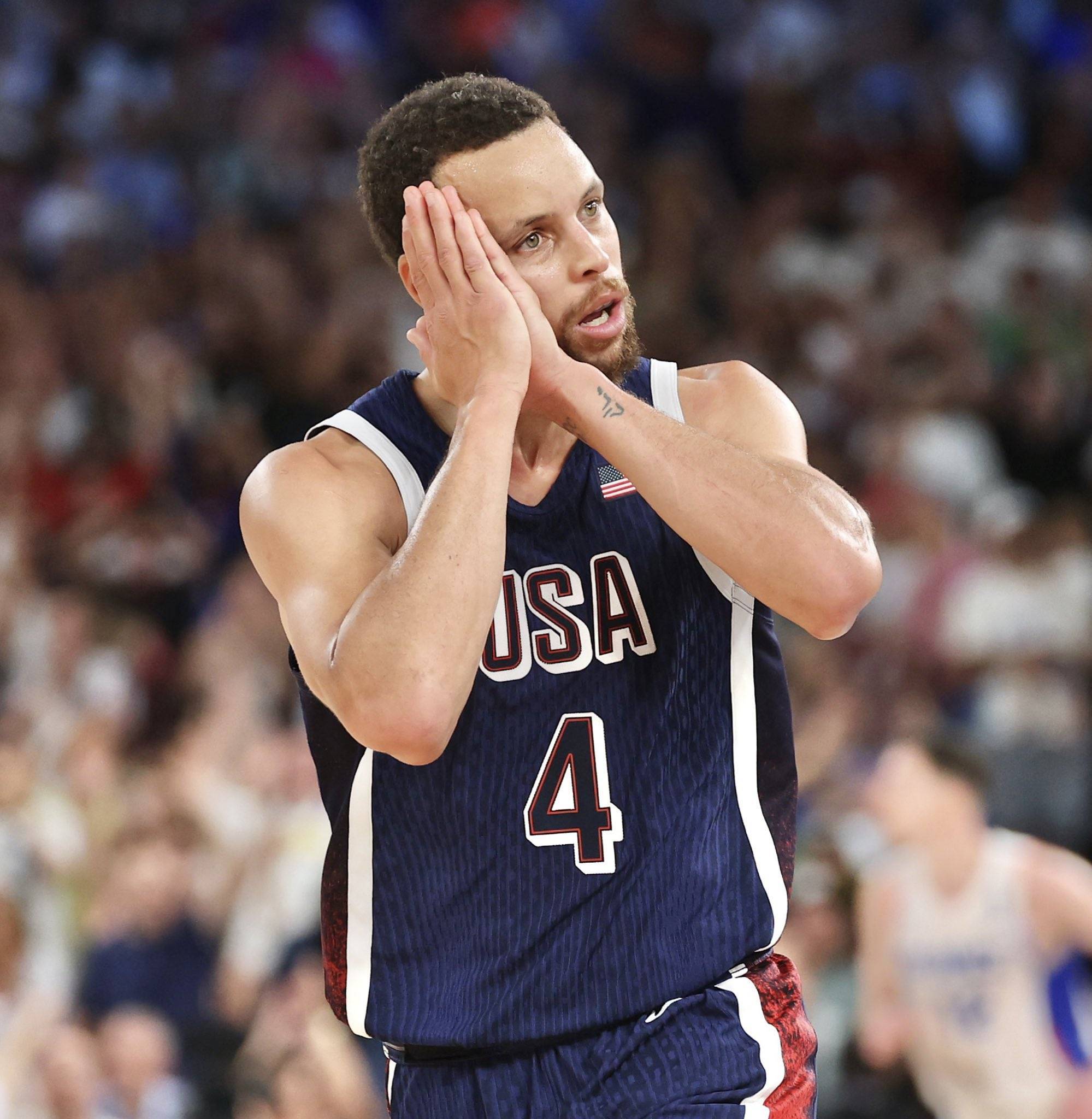 西甲：比利亚雷亚尔以0比3 不敌皇家社会