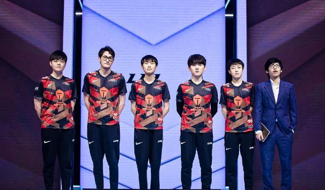 手不在季后 手不在季后